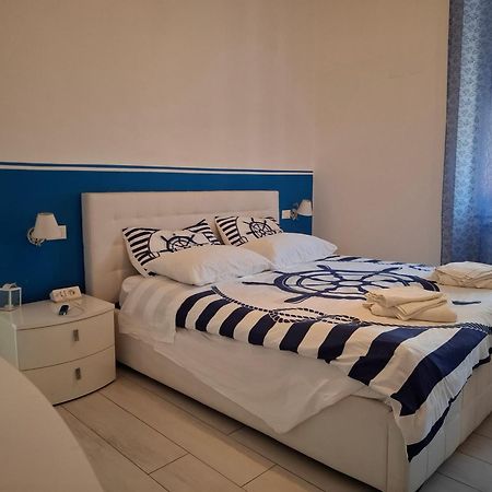 Casa Carlo Apartment Специя Екстериор снимка